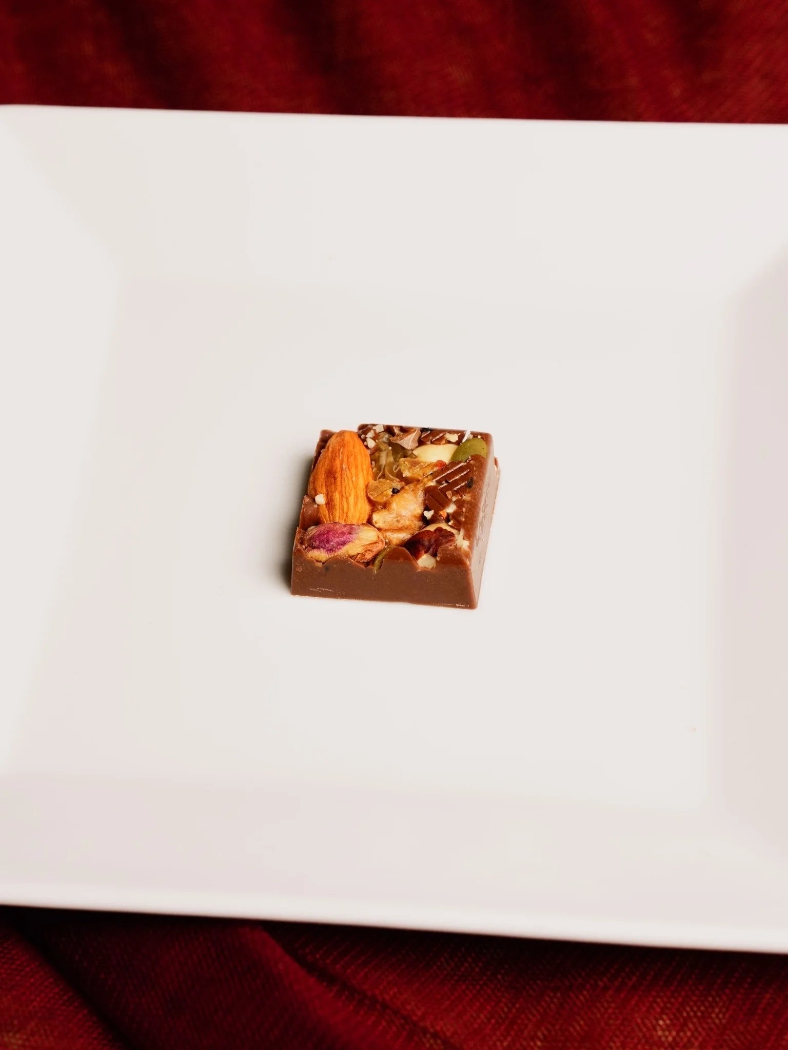 Nuts Chocolate Square (6 pieces)