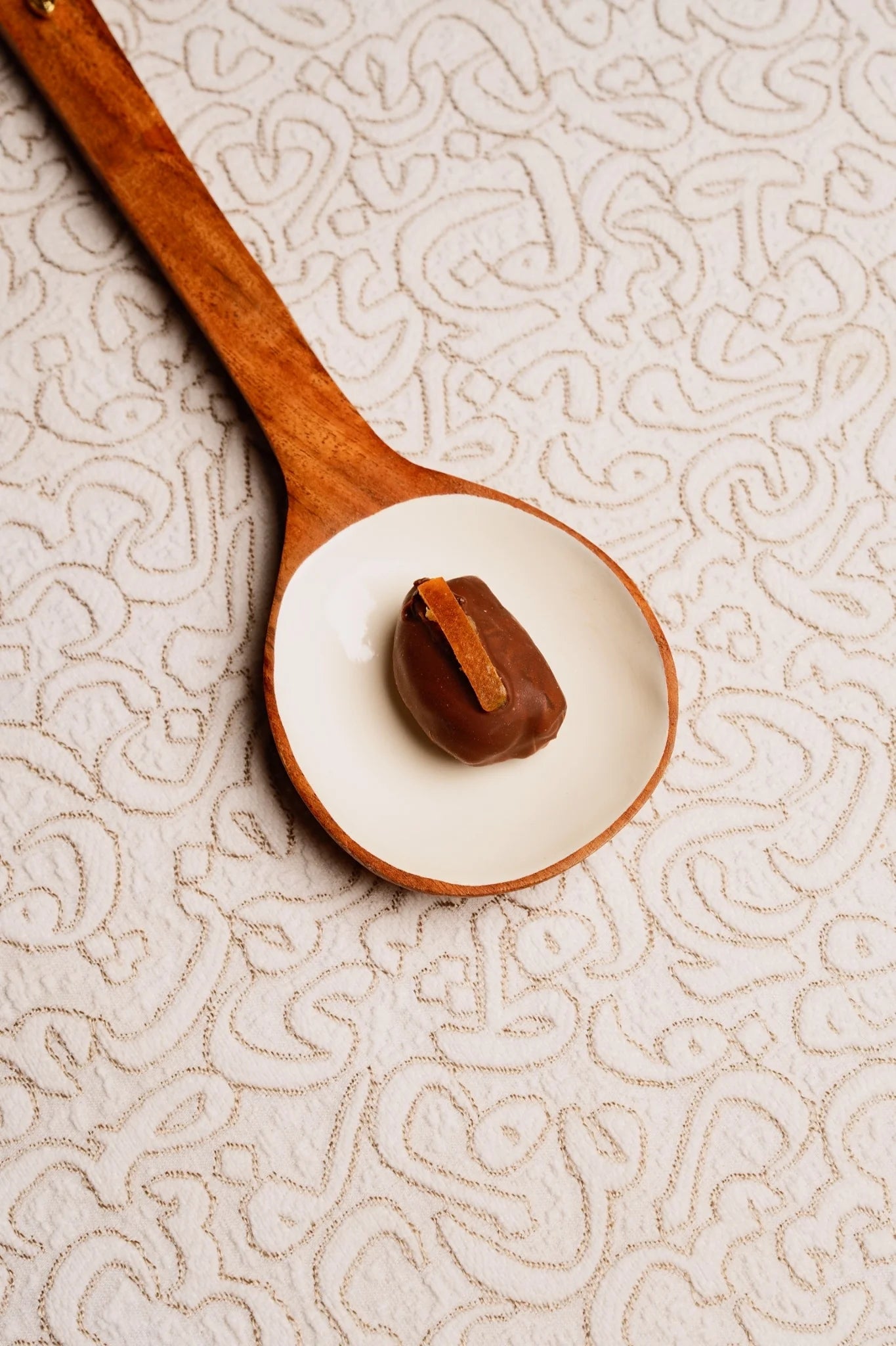 Orange Marzipan (6 pieces)